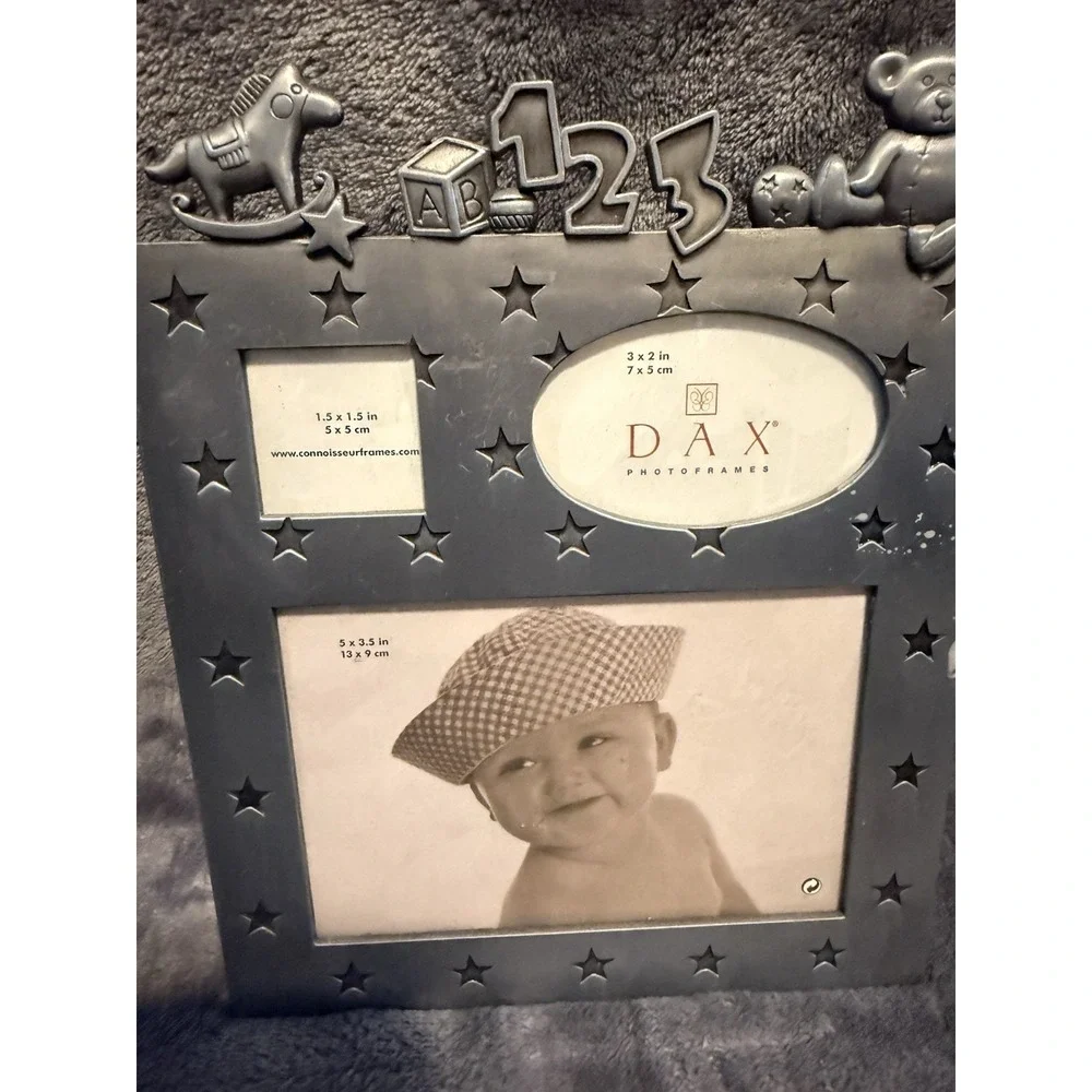 NWOT Pewter  Heart & Home Silver Baby Picture Frame.